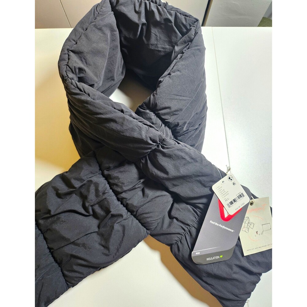 NWT Free People Movement Insulated Quilted Gray Scarf That Zips Up Into a Pouch